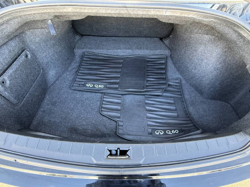 2017 Infiniti Q60 3.0T Premium