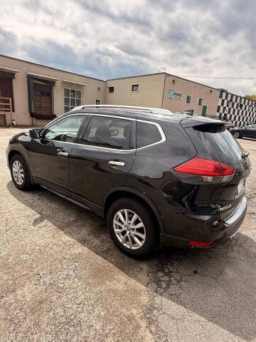 2017 Nissan Rogue SV
