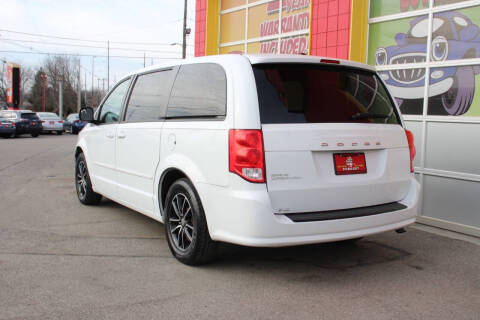 2015 Dodge Grand Caravan SE