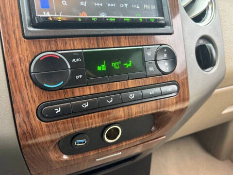 2004 Ford F-150 Lariat