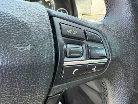 2012 BMW 5 Series 528i