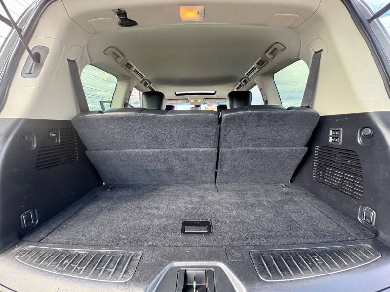 2017 Nissan Armada Platinum