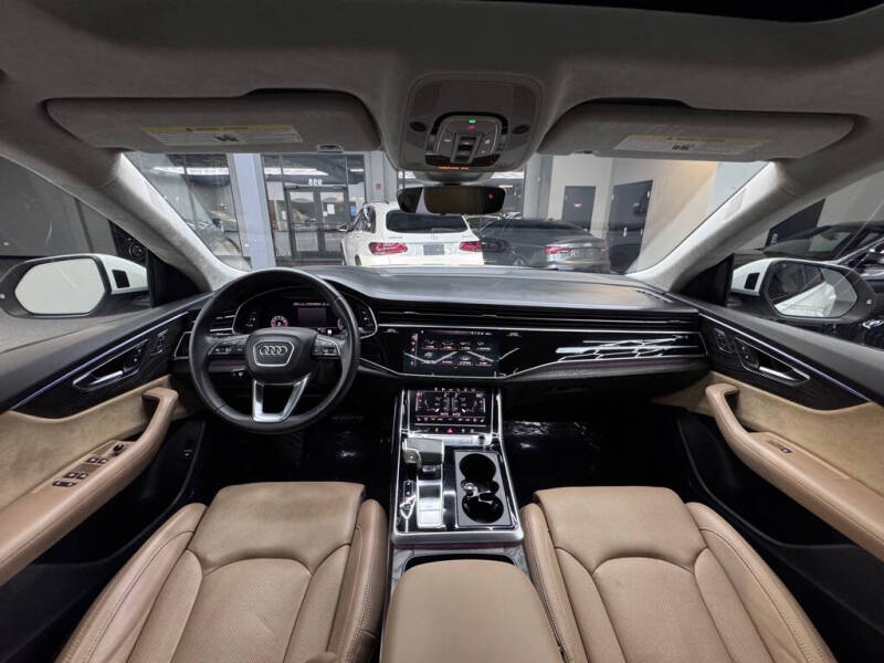 2020 Audi Q8 quattro Prestige 55 TFSI