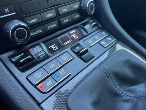 2024 Porsche 718 Cayman Style Edition