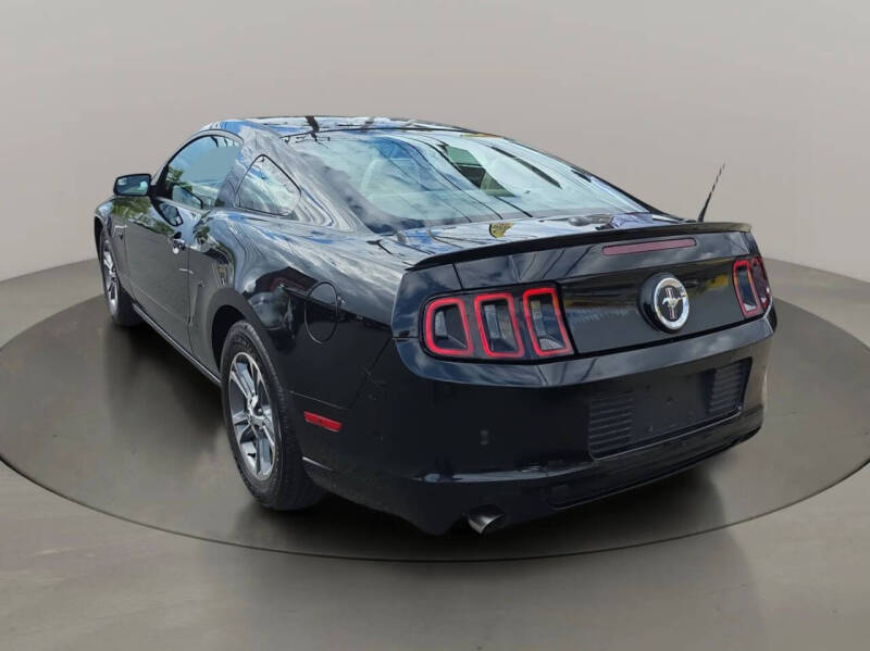 2014 Ford Mustang V6 Premium