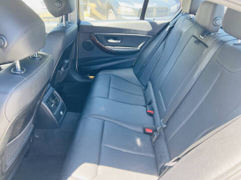 2013 BMW 3 Series 328i