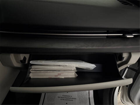 2022 Kia Carnival EX