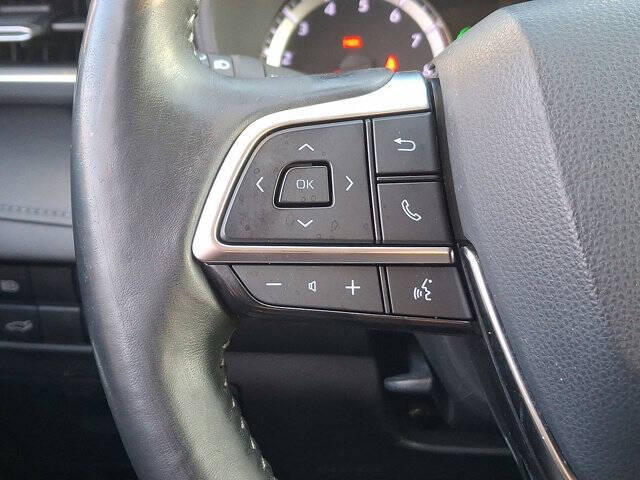 2020 Toyota Highlander LE