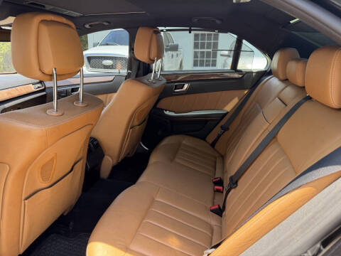 2012 Mercedes-Benz E-Class E 550 Luxury 4MATIC
