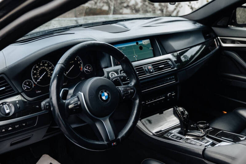 2016 BMW 5 Series 550i xDrive