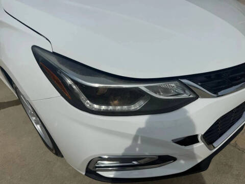 2017 Chevrolet Cruze LT Auto