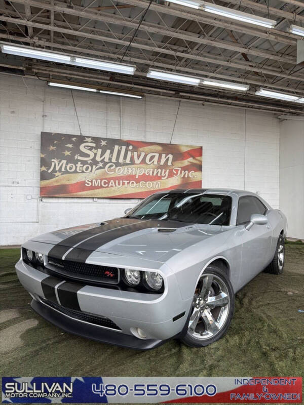 2012 Dodge Challenger R/T's photo