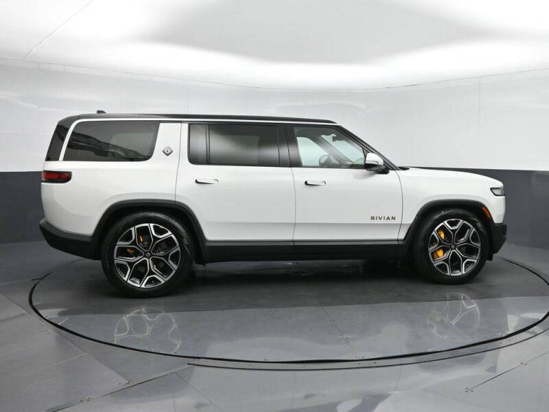 2023 Rivian R1S Launch Edition