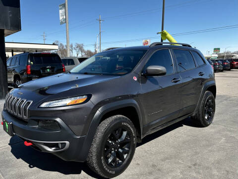 2015 Jeep Cherokee for sale at Island Auto in Grand Island NE