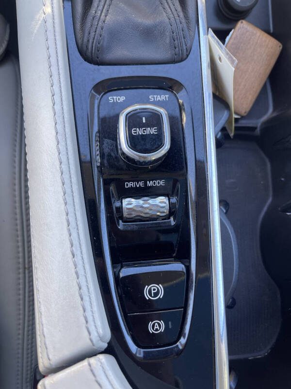 2017 Volvo XC90 T6 Inscription