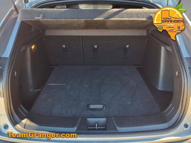 2025 Chevrolet Trax RS