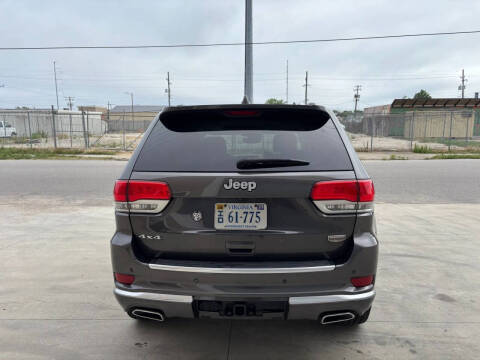 2017 Jeep Grand Cherokee Summit