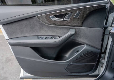 2023 Audi SQ8 4.0T quattro Prestige