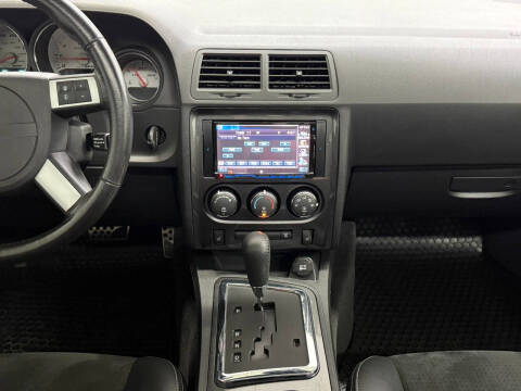 2008 Dodge Challenger SRT8