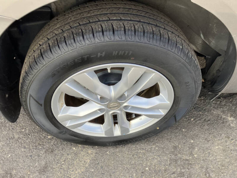 2013 Nissan Rogue SV