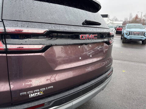 2025 GMC Acadia Elevation