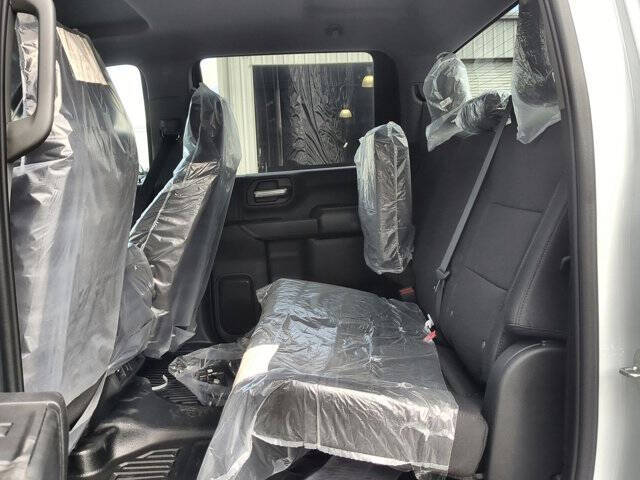 2025 Chevrolet Silverado 3500HD CC Work Truck