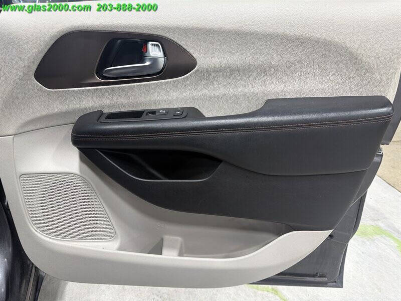 2019 Chrysler Pacifica Touring L