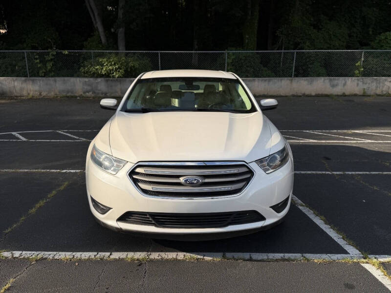 2015 Ford Taurus SEL