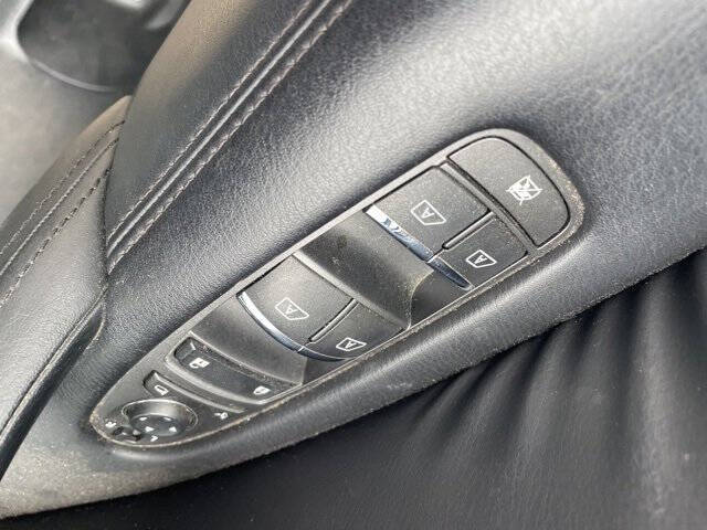 2022 Nissan Armada SL