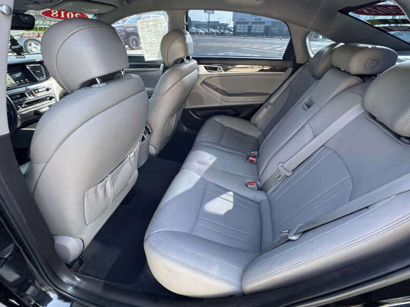 2018 Genesis G80