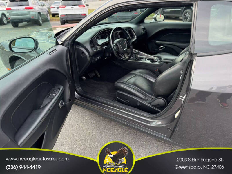 2019 Dodge Challenger SXT