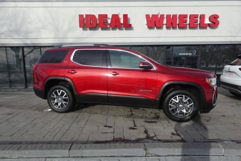 2023 GMC Acadia SLT's photo