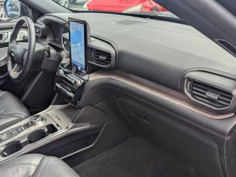 2023 Ford Explorer Platinum