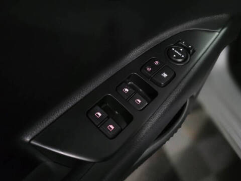 2023 Kia Rio 5-Door S