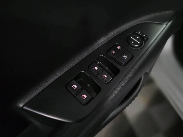 2023 Kia Rio 5-Door S