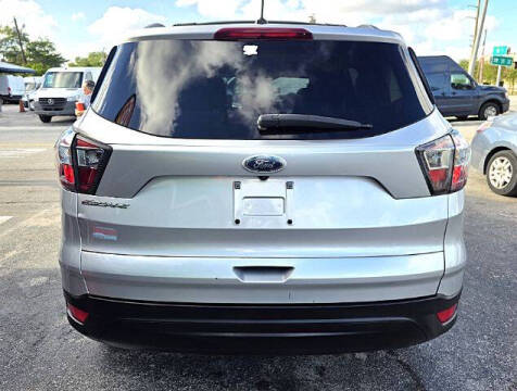 2017 Ford Escape S