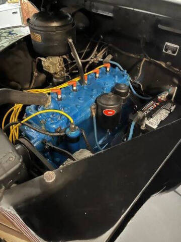 1947 Ford Super Deluxe