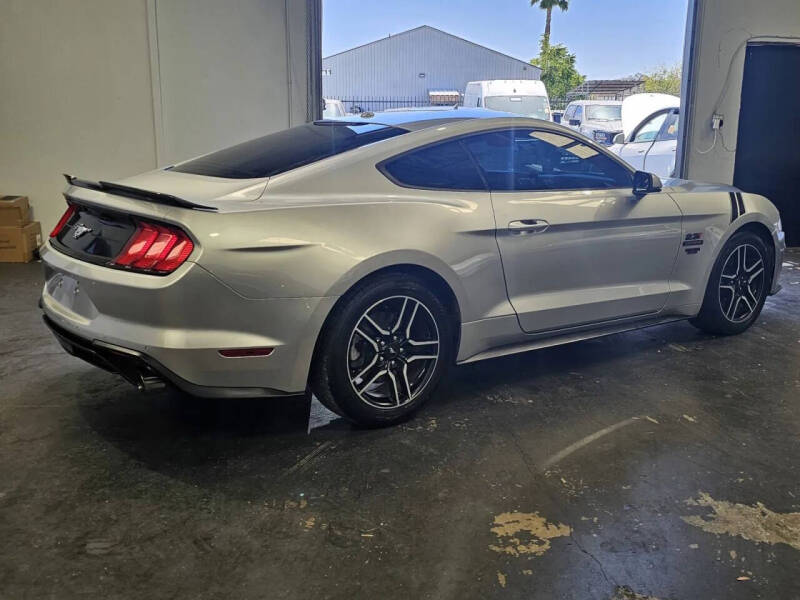 2018 Ford Mustang