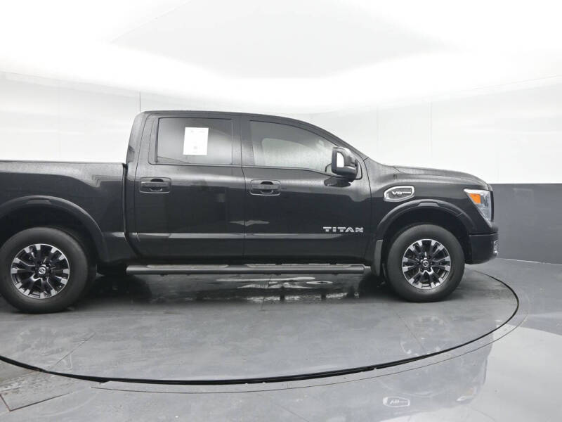 2017 Nissan Titan