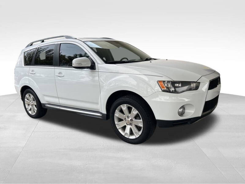 Used 2013 Mitsubishi Outlander SE with VIN JA4AS3AW6DU005733 for sale in Davie, FL
