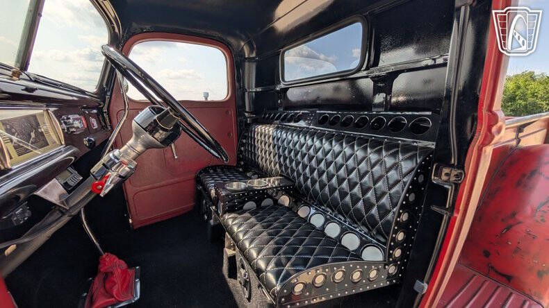 1941 Ford F-100