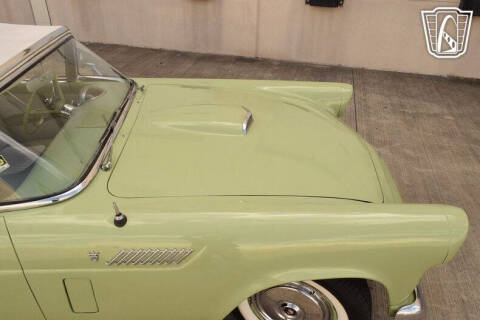 1956 Ford Thunderbird