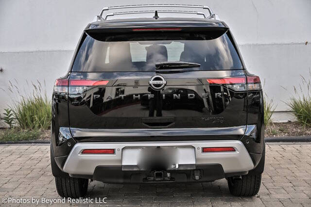 2025 Nissan Pathfinder Platinum