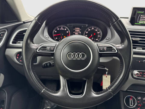 2017 Audi Q3 2.0T Premium