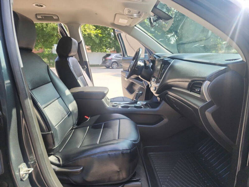 2019 Chevrolet Traverse LT Cloth