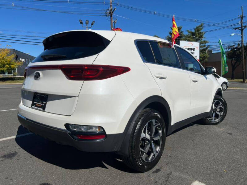 2022 Kia Sportage LX