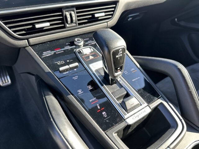 2022 Porsche Cayenne GTS