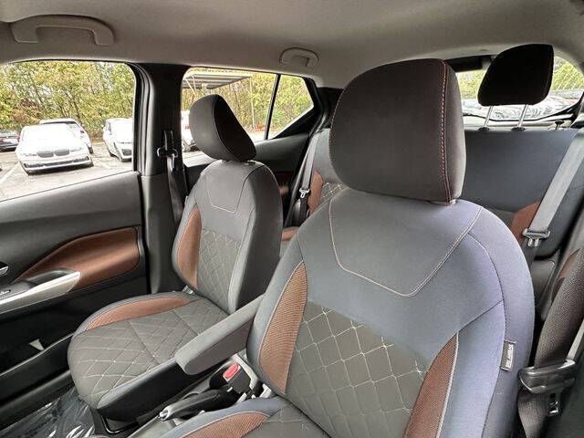 2018 Nissan Kicks SR