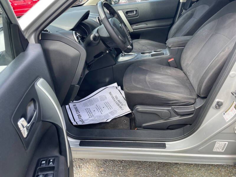 2012 Nissan Rogue S
