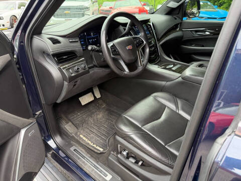 2018 Cadillac Escalade ESV Platinum